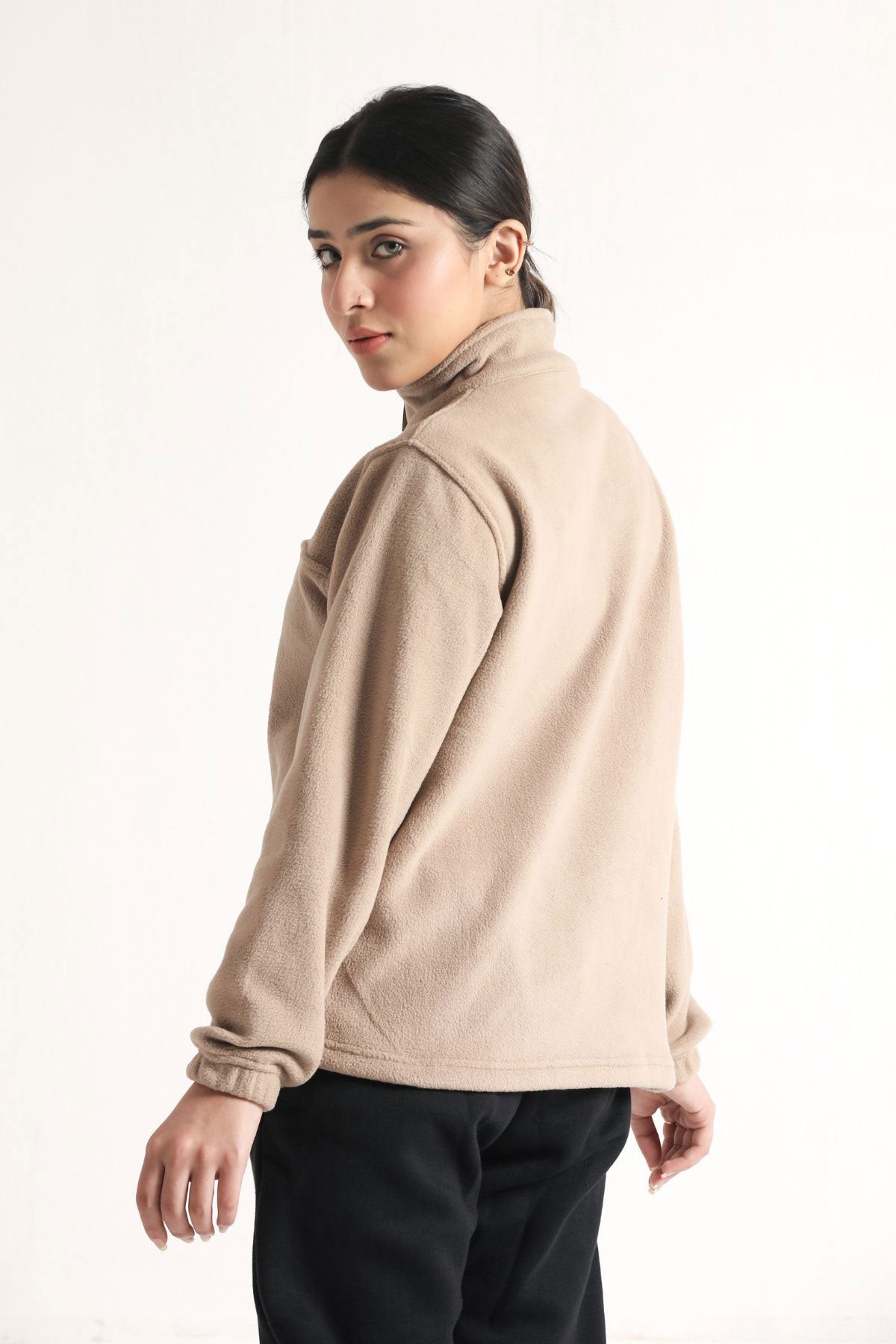 SCULPT QUARTER ZIP CLOUD JACKET- BEIGE - The Orion Fit