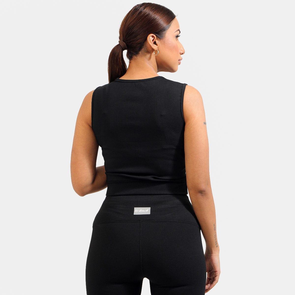 VELOCITY RIBBED CROP TOP (JET BLACK) - The Orion Fit